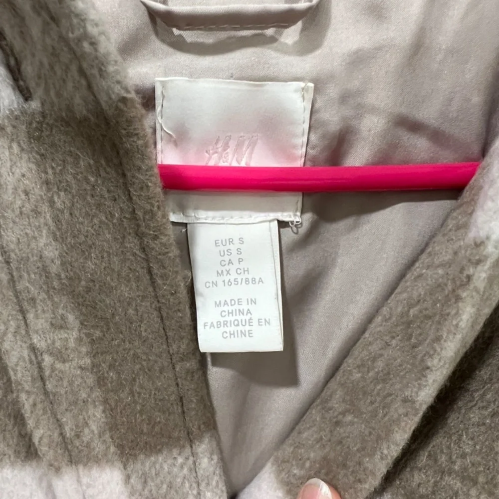 Fall coat - Picture 2 of 2